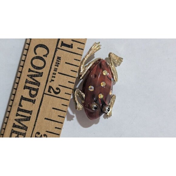 Vintage Frog Brooch With Rhinestone Accents & Gold-Tone Legs - Picture 8 of 8